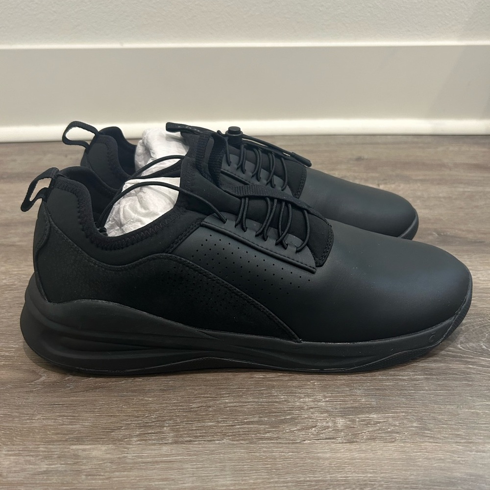 Clove Men’s Classic Core All Black Option